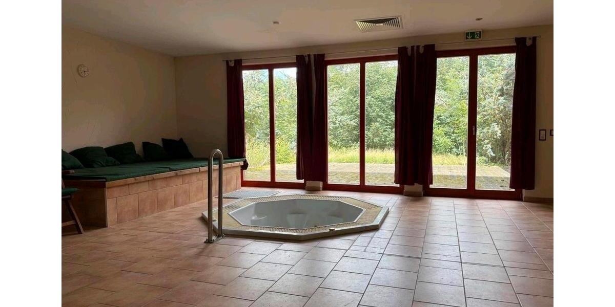 Mehrfamilienhaus, Wohnhaus Rehna - 19 Zimmer, 1.232 m&sup2;, 650.000&euro; | Angebot:22957195