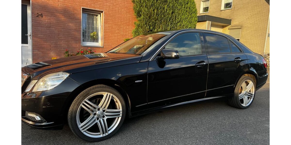 Mercedes-Benz E 250 424.930 km 6.000 &euro; Niederzier 52382
