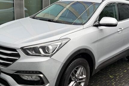 Hyundai SANTA FE 134.000 km 13.999 € Hohenlinden bei München 85664