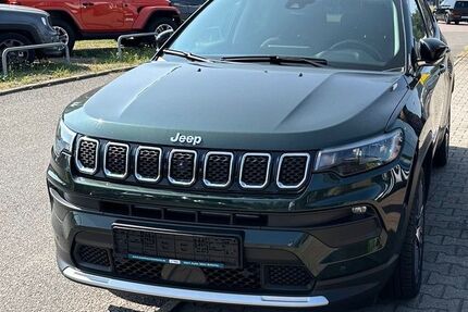 Jeep Compass 58.000 km 21.900 &euro; Braunschweig 38110