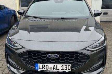 Ford Focus 18.000 km 29.790 &euro; Satow 18239