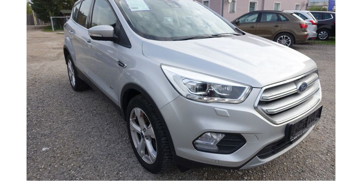 Ford Kuga 113.400 km 15.950 &euro; Neumarkt/OPf 92318