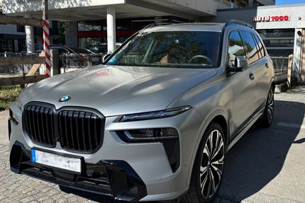 BMW X7 19.500 km 105.995 &euro; München 81375