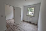 Erdgeschoßwohnung Dessau-Roßlau Brambach - 4 Zimmer, 65 m&sup2;, 389&euro; | Angebot:26549415
