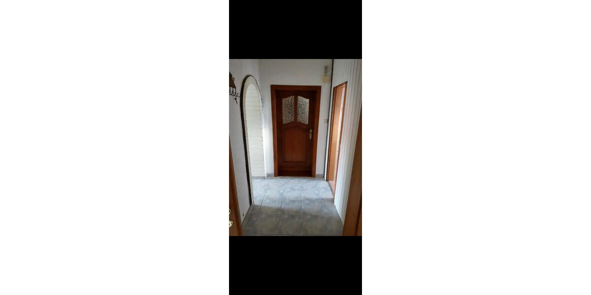 Etagenwohnung Zörbig - 1 Zimmer, 66 m&sup2;, 380&euro; | Angebot:24951198