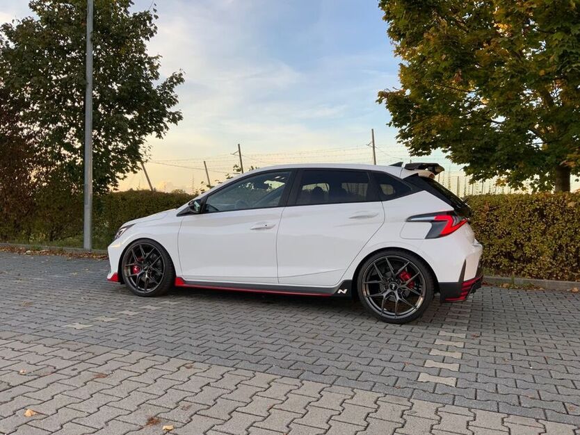 i20