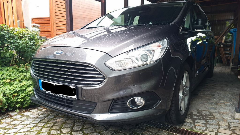 Ford S-Max 158.000 km 12.200 &euro; Thalheim 09380