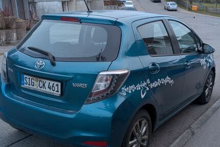 Toyota Yaris 89.000 km 7.900 &euro; Meßkirch 88605