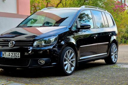 VW Touran 155.000 km 13.950 € Dettighofen 79802