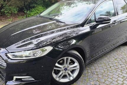 Ford Mondeo 165.300 km 8.290 € Borgholzhausen 33829