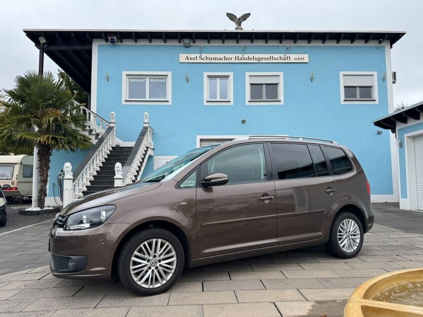 VW Touran 177.000 km 9.999 € Limburg/Lahn 65549