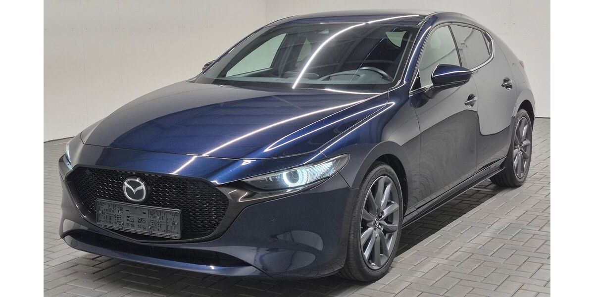 Mazda 3 99.800 km 15.480 &euro; Langenweddingen 39171