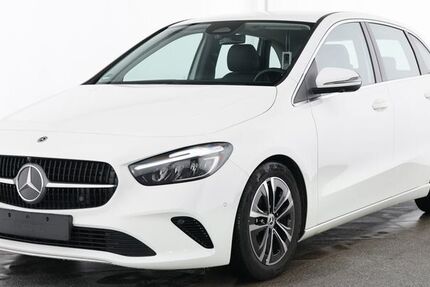 Mercedes-Benz B 180 10.621 km 28.350 &euro; Bremerhaven 27572