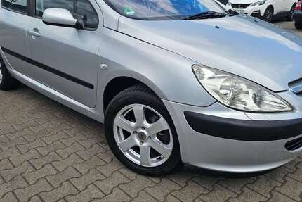 Peugeot 307 197.000 km 2.699 € Ludwigshafen 67071