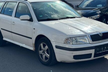 Skoda Octavia 320.073 km 799 &euro; Ober Mörlen 61239