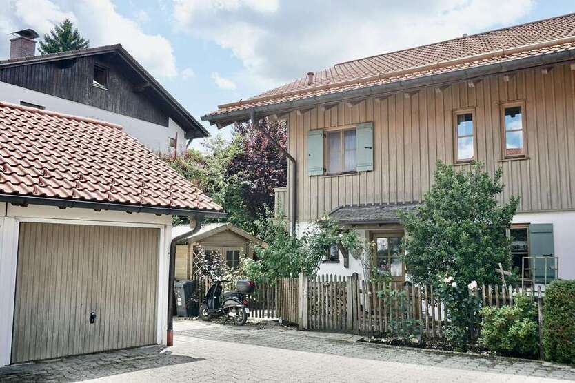 Haus zum Mieten in Sachsenkam 2.750 € 164 m²