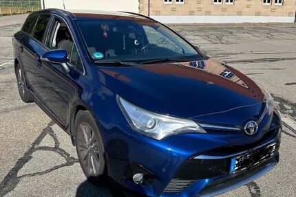 Toyota Avensis 139.000 km 14.500 € Vöhrenbach 78147