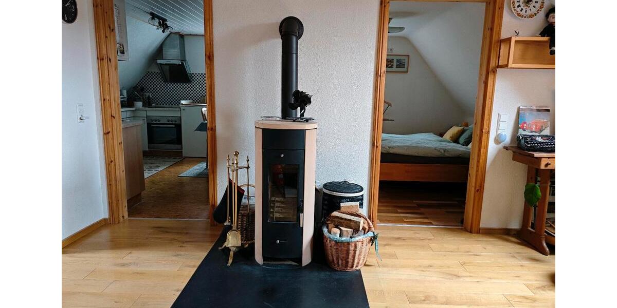 Dachgeschoßwohnung Ammerbuch - 3 Zimmer, 66 m&sup2;, 990&euro; | Angebot:25047377