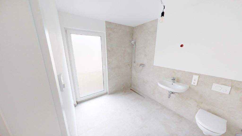 Etagenwohnung Euskirchen Roitzheim - 4 Zimmer, 203 m&sup2;, 2.580&euro; | Angebot:24875985