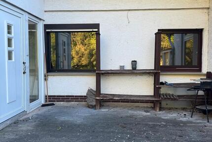 2-Zimmer-EinliegerWohnung mit Einbauküche – 65 m² – zu vermieten!