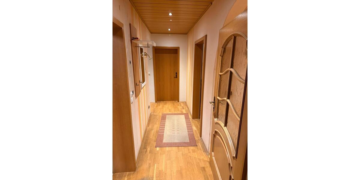 Erdgeschoßwohnung Neustadt (Hessen) - 4 Zimmer, 125 m&sup2;, 880&euro; | Angebot:25297873