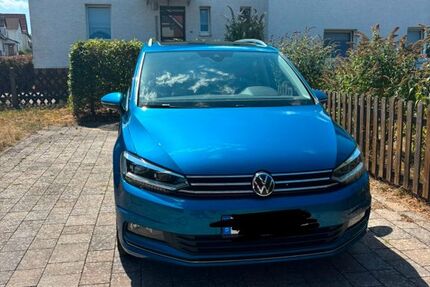 VW Touran 143.631 km 18.250 &euro; Bad Arolsen 34454