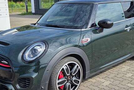 Mini John Cooper Works 29.765 km 24.900 &euro; Neustrelitz 17235