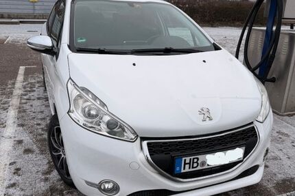 Peugeot 208 95.500 km 4.800 &euro; Ovelgönne 26939