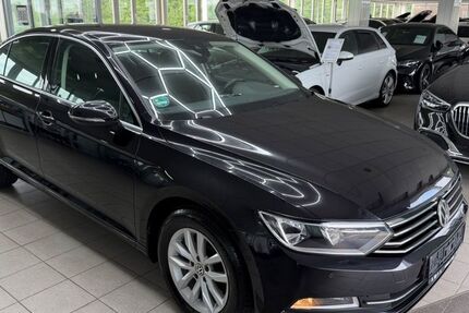 VW Passat 140.000 km 12.999 &euro; Niestetal bei Kassel 34266