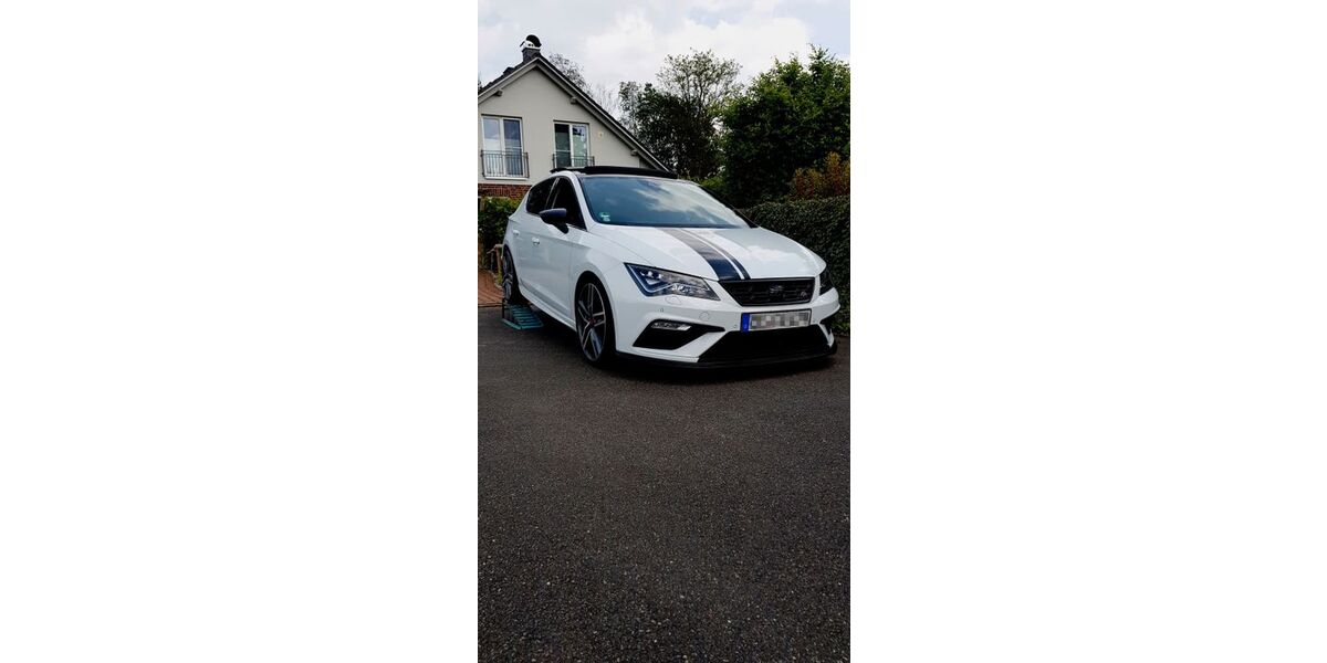 Seat Leon 125.000 km 16.950 &euro; Hamburg 22041