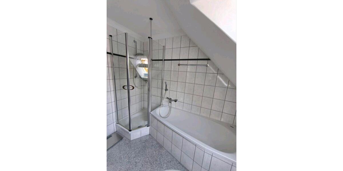 Einfamilienhaus Rinteln - 7 Zimmer, 200 m&sup2;, 359.000&euro; | Angebot:26429517