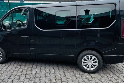 Opel Vivaro 146.282 km 13.100 &euro; Limburg 65549