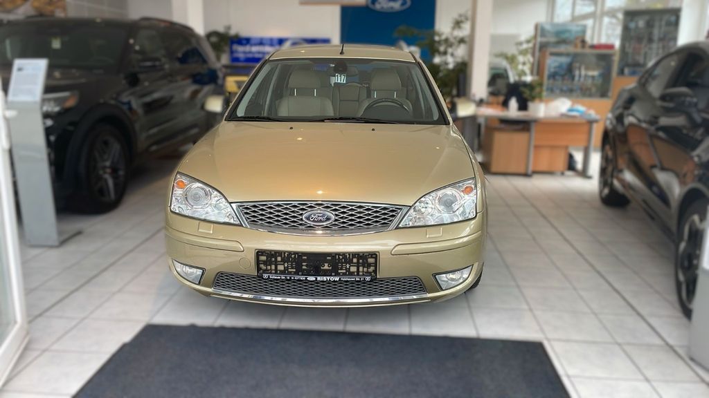 Ford Mondeo 45.711 km 9.490 &euro; Berlin 13509
