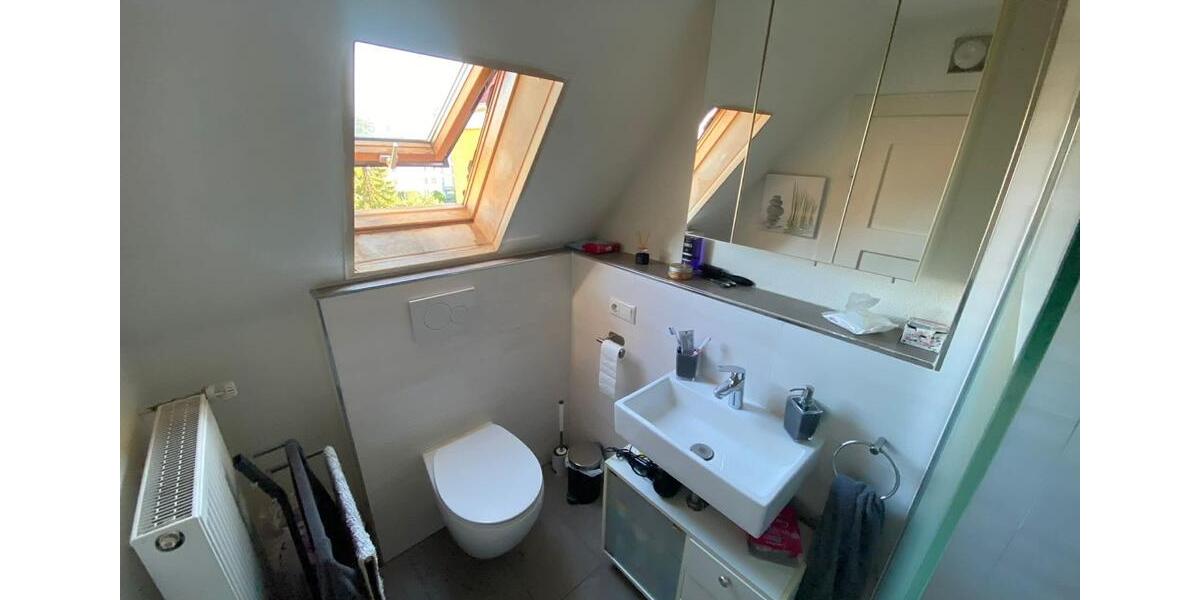 Dachgeschoßwohnung Petersberg - 3 Zimmer, 53 m&sup2;, 590&euro; | Angebot:26322083