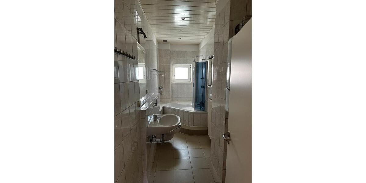 Etagenwohnung Pirmasens - 4.5 Zimmer, 103 m&sup2;, 800&euro; | Angebot:26395668