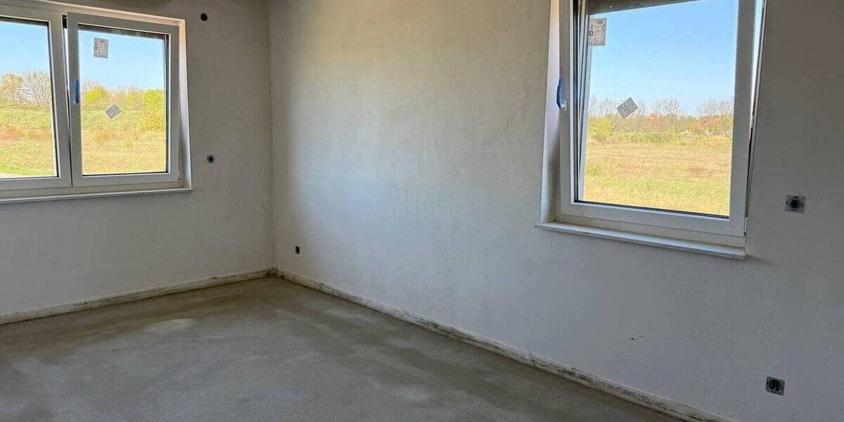 Doppelhaushälfte Ludwigsfelde - 5 Zimmer, 144 m&sup2;, 2.479&euro; | Angebot:26326881