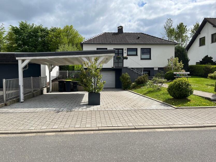 Einfamilienhaus mit top Heiztechnik und schönem Garten