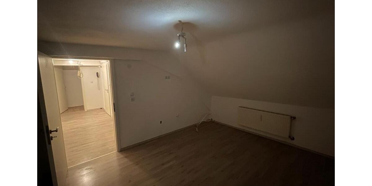 Wohnung zur miete 630 Euro+ 2 zimmer