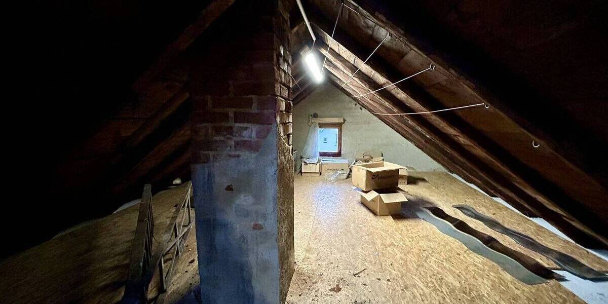 Mehrfamilienhaus, Wohnhaus Rodewisch - 1 Zimmer, 190 m&sup2;, 129.000&euro; | Angebot:26596504