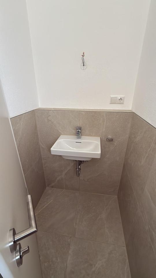 100 qm helle Penthouse Wohnung mit Dachterasse 87600 Oberbeuren