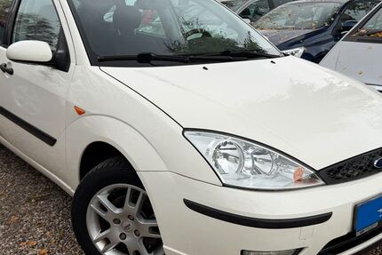 Ford Focus 40.271 km 3.990 &euro; Berlin 13089