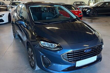 Ford Fiesta 5.606 km 16.500 &euro; Fridolfing 83413