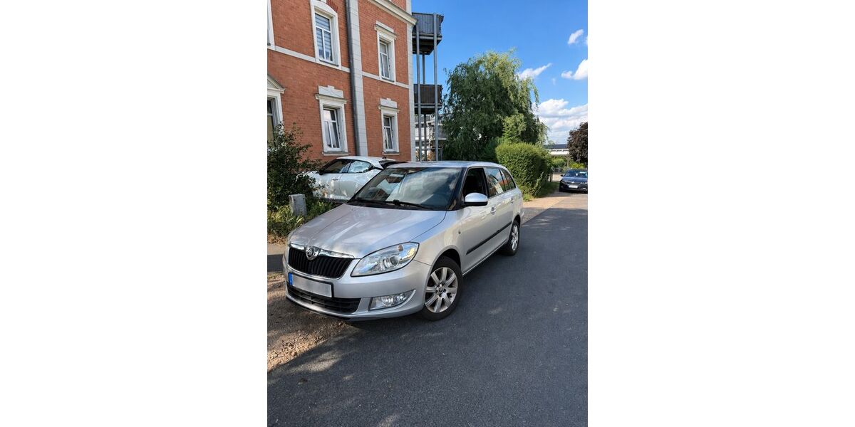 Skoda Fabia 296.216 km 2.100 &euro; Freital 01705