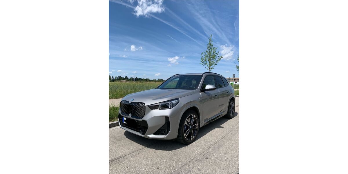 BMW iX1 32.800 km 40.900 &euro; Aschheim 85609