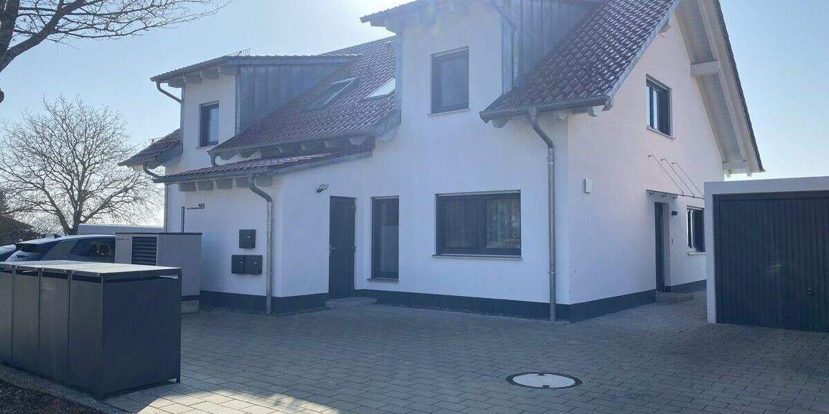Etagenwohnung Aufhausen - 4 Zimmer, 116 m&sup2;, 1.150&euro; | Angebot:25850602
