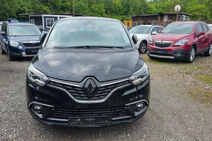 Renault Scenic 97.697 km 10.490 &euro; Braunschweig 38120