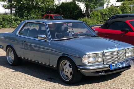 Mercedes-Benz C 230 206.000 km 14.999 &euro; Niederdorfelden 61138