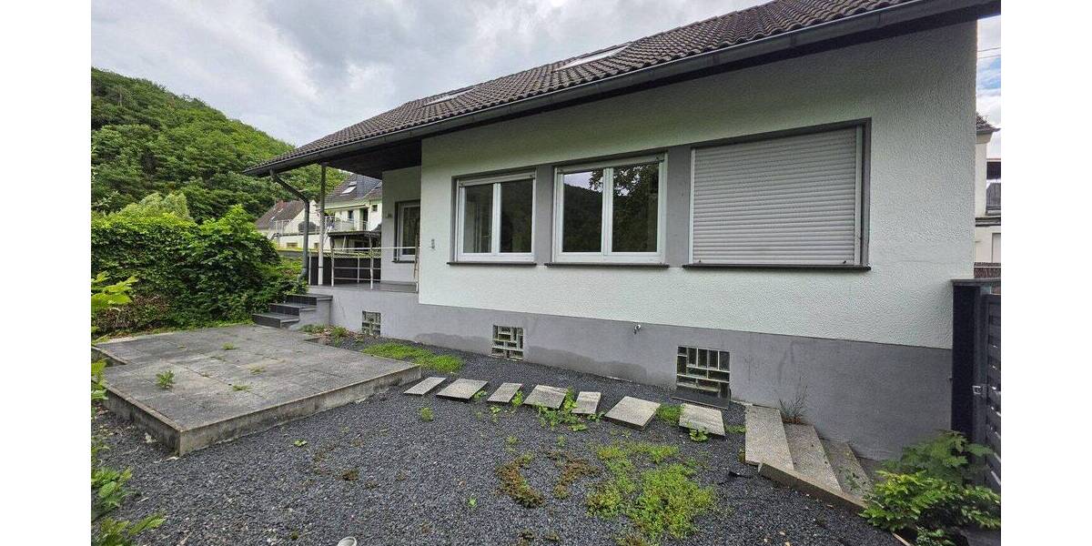 Einfamilienhaus Roßbach - 3 Zimmer, 125 m&sup2;, 1.100&euro; | Angebot:26908517