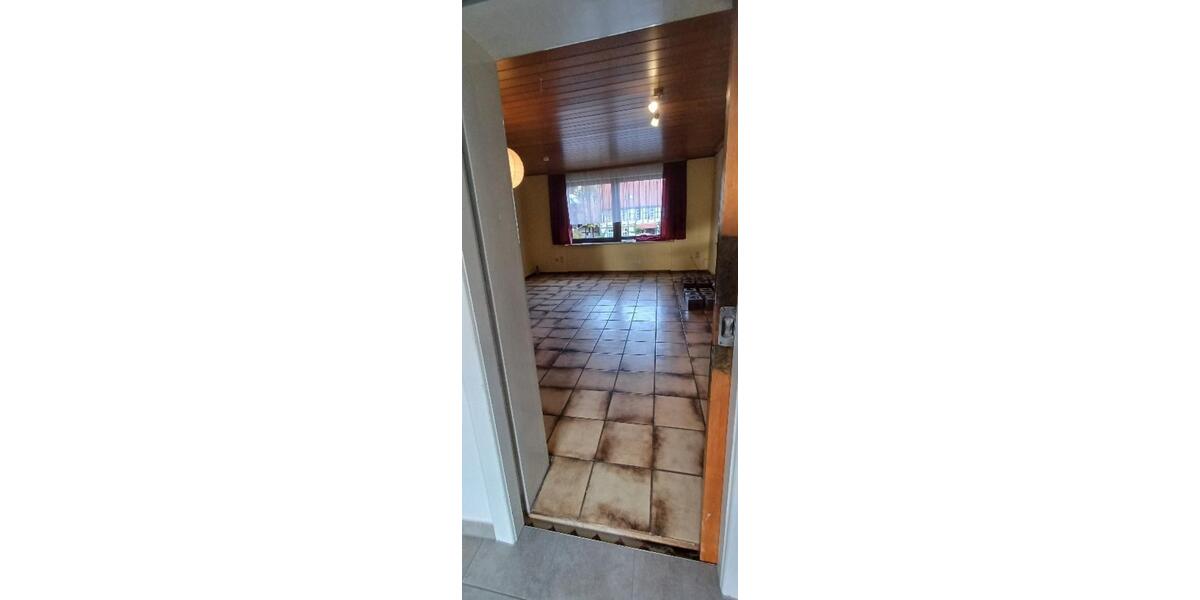 Einfamilienhaus in Wolbrechtshausen 200m2, teilsaniert 7 zimmer