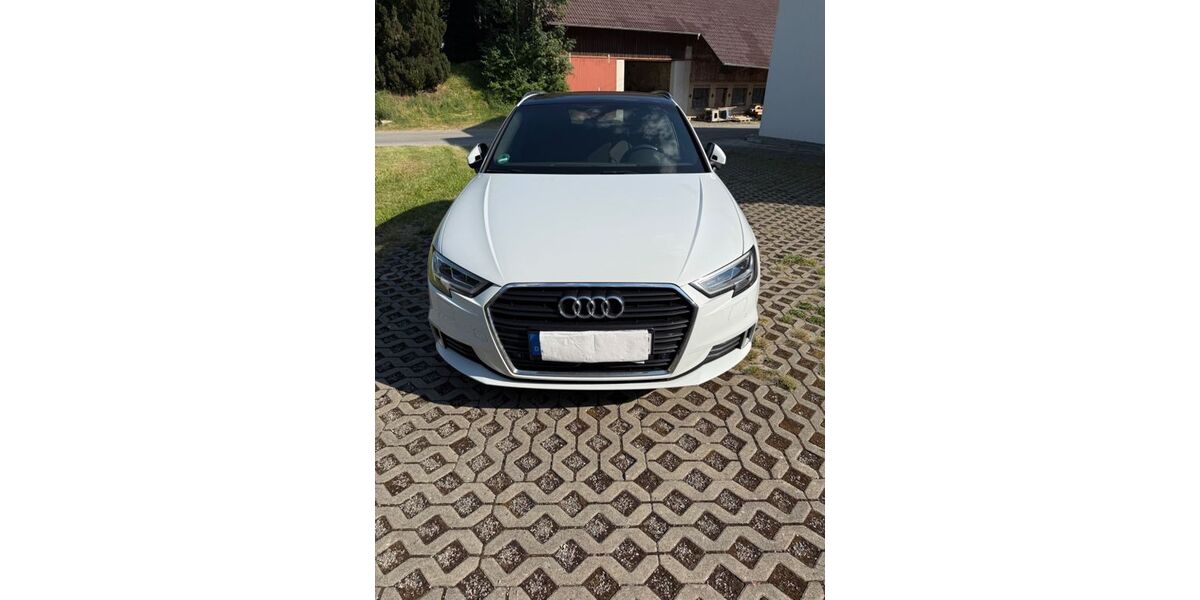 Audi A3 160.000 km 12.600 &euro; Tettnang 88069